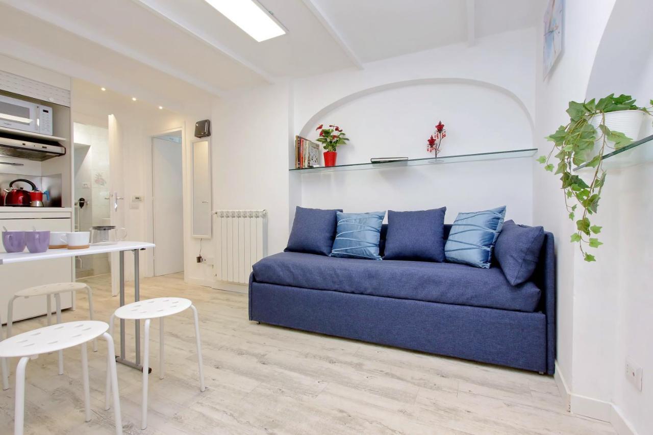Ych-Confortevole Suite Al Colosseo Roma Exterior foto